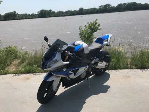 BMW HP4