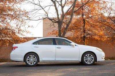 2010 Lexus ES
