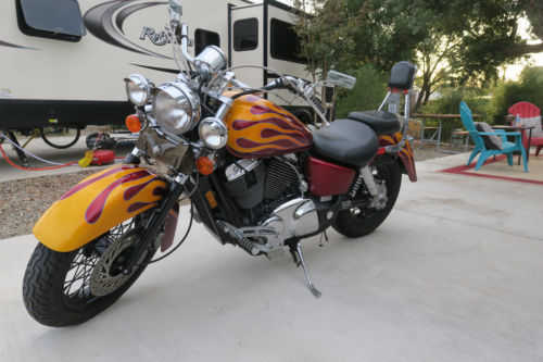 Honda VT1100C2 (SHADOW ACE)