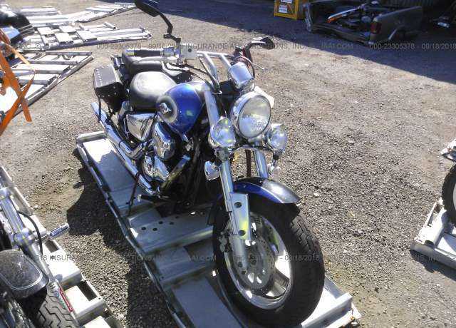 Suzuki VZ800