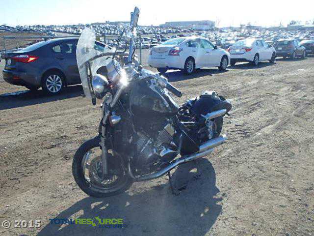 Honda VF750C (MAGNA)
