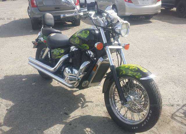 Honda VT1100C2 (SHADOW ACE)
