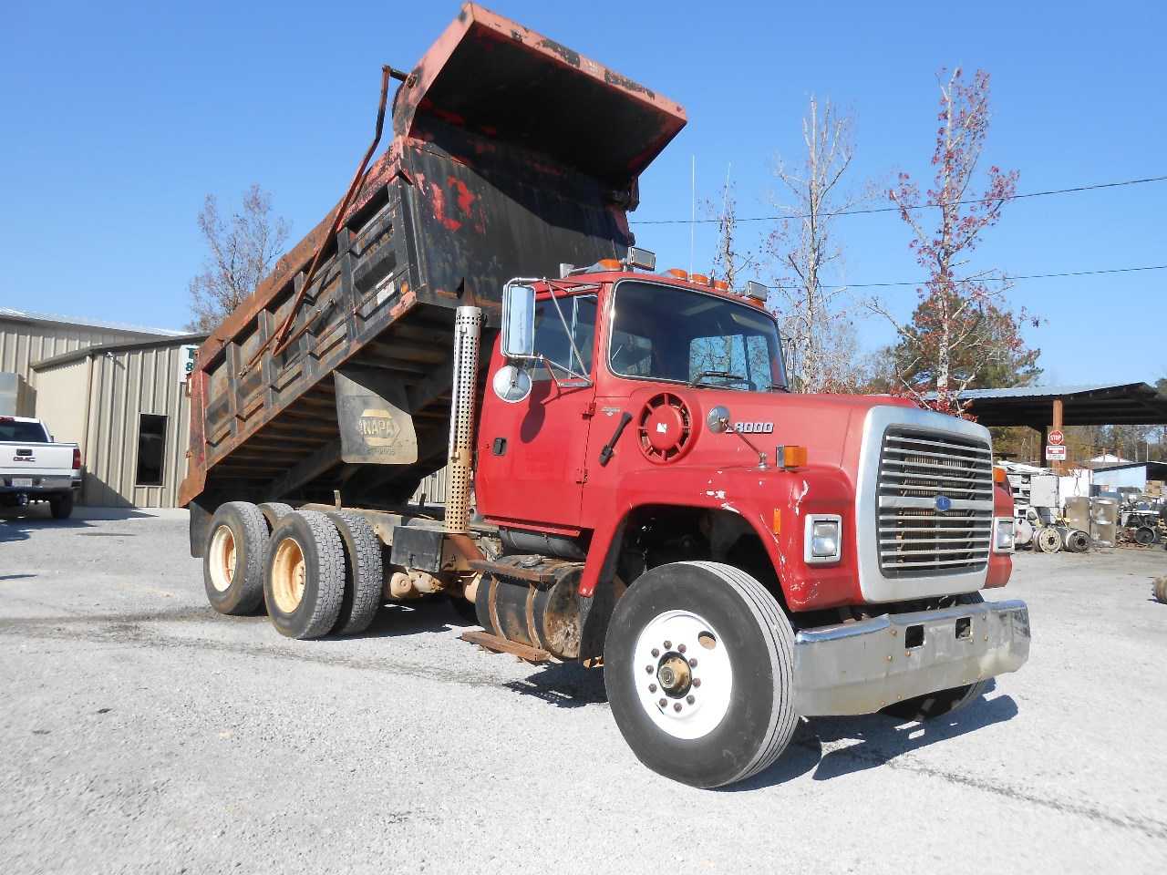 Ford LT8000