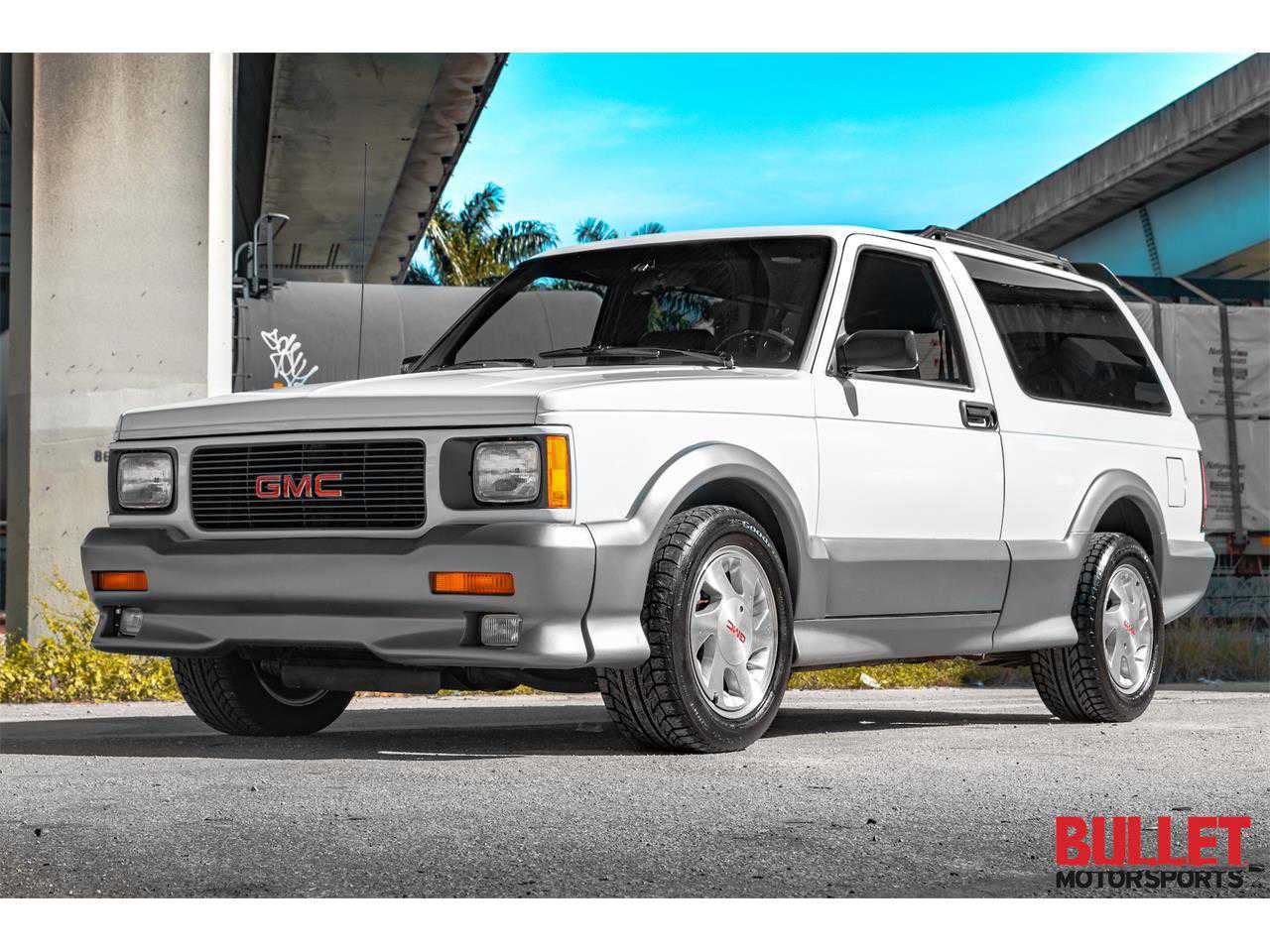 GMC Typhoon
