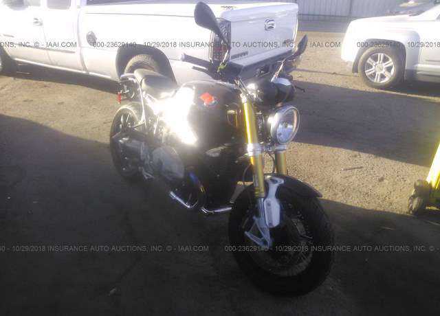 BMW R nineT