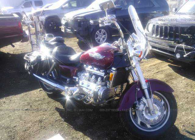 Honda GL1500C (VALKYRIE)