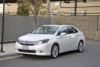 Lexus HS