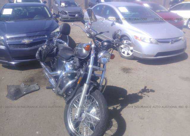 Honda VT750 (Shadow)