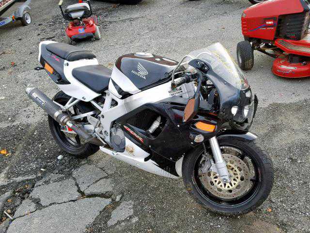 Honda CBR900