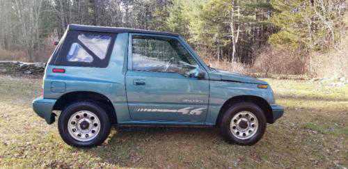 Suzuki Sidekick
