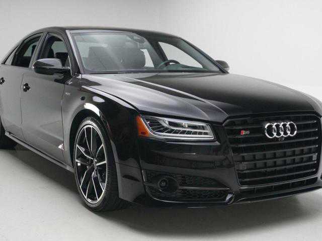 Audi S8
