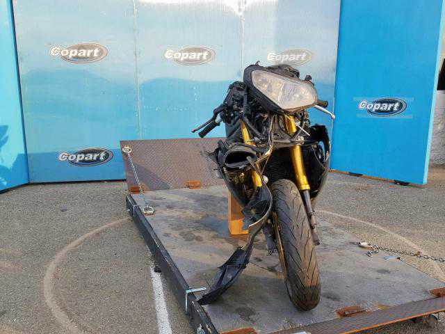 Suzuki GSX-R750