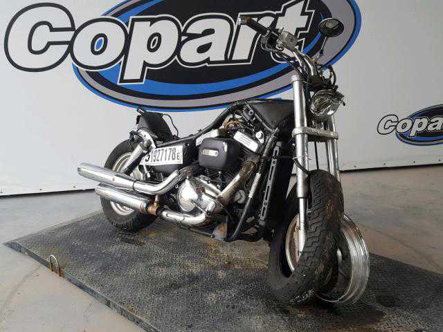 Suzuki VZ800