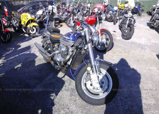 Suzuki VZ800K