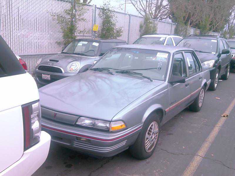 Pontiac Sunbird