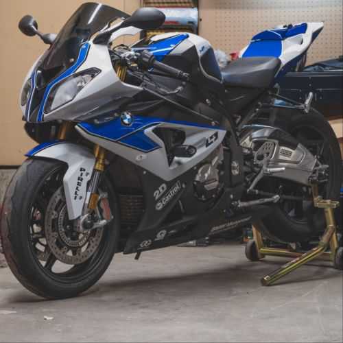 BMW HP4