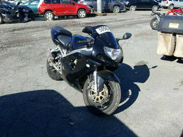 Suzuki GSX-R750