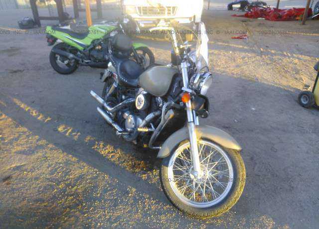 Honda VT1100C2 (SHADOW ACE)