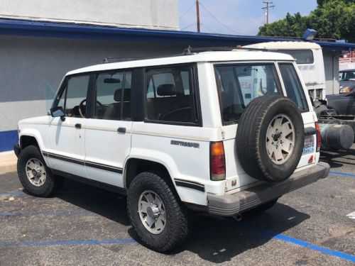 Isuzu Trooper