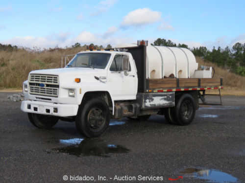 Ford F-700