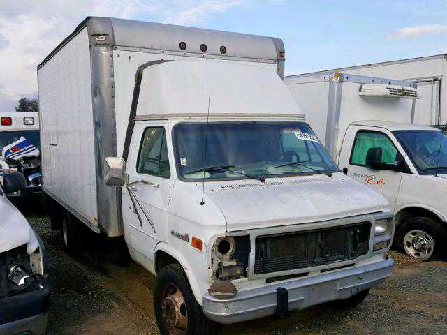 GMC Cutaway Van