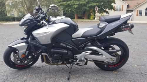 Suzuki GSX1300BK