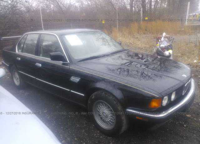 BMW 735i