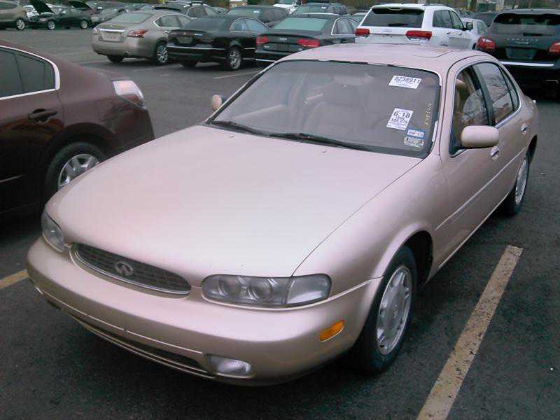 Infiniti J30