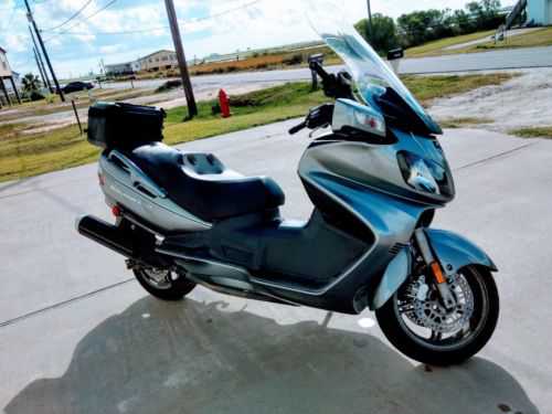 Suzuki AN650