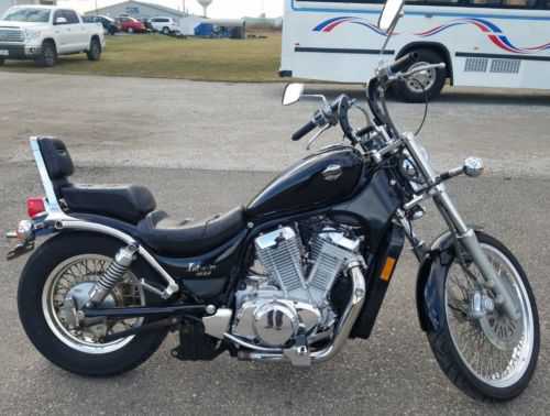 Suzuki VS800