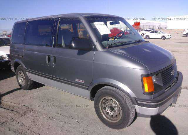 Chevrolet Astro Van