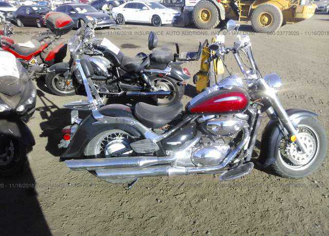 Suzuki VL800