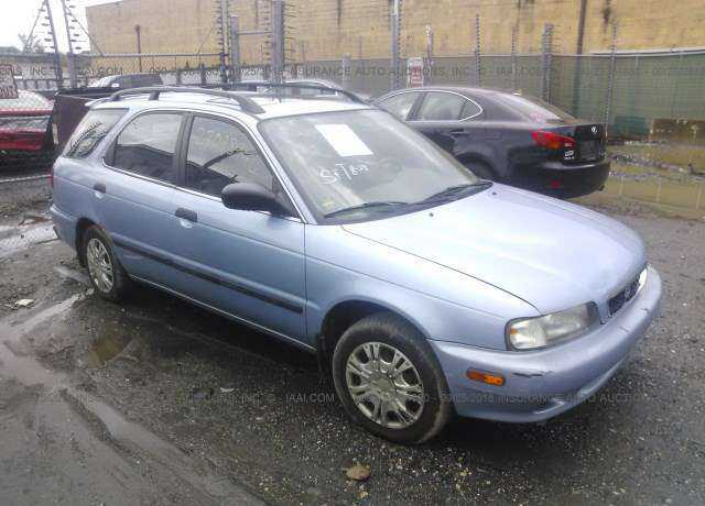 Suzuki Esteem