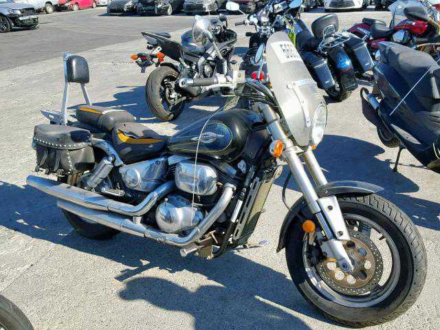 Suzuki VZ800