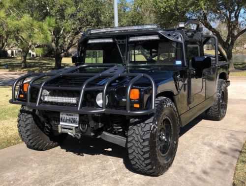HUMMER H1