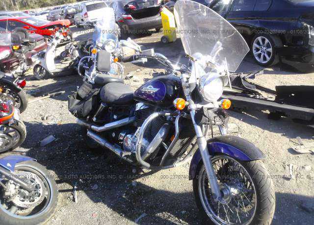 Honda VT1100C2 (SHADOW ACE)