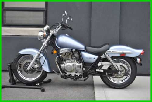 Suzuki GZ250