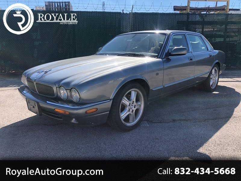 Jaguar XJ