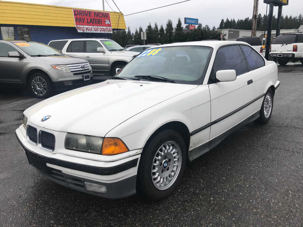 BMW 325iS
