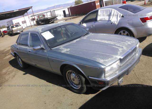 Jaguar Vanden Plas