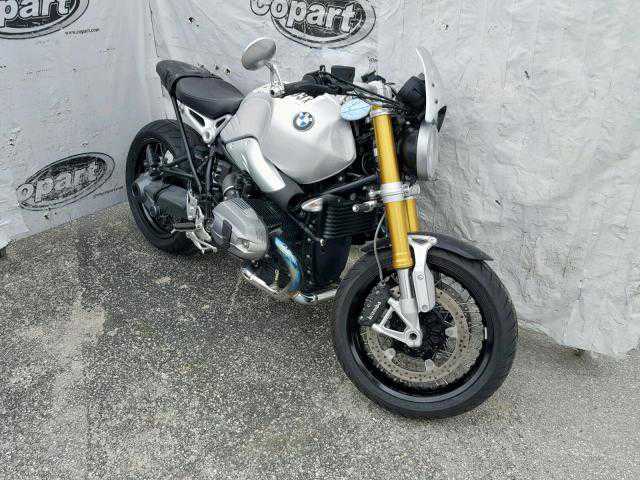 BMW R nineT