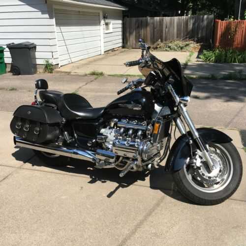 Honda GL1500C (VALKYRIE)