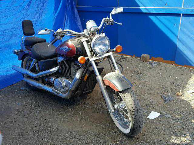 Honda VT1100C2 (SHADOW ACE)