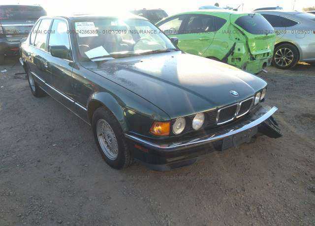 BMW 740i