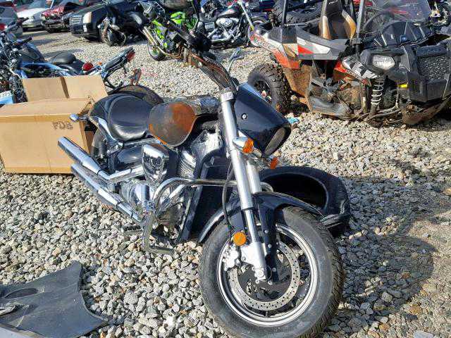 Suzuki VZ800L