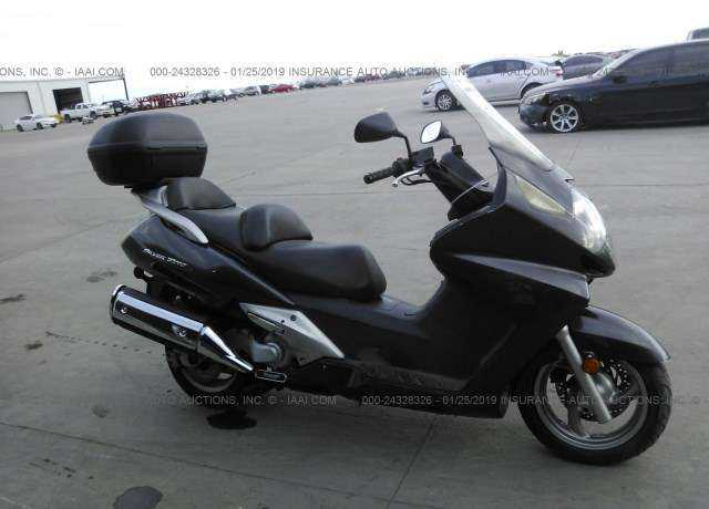 Honda FSC600 (Silver Wing)