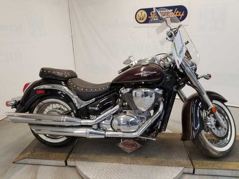 Suzuki VL800TL