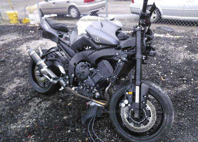 YAMAHA