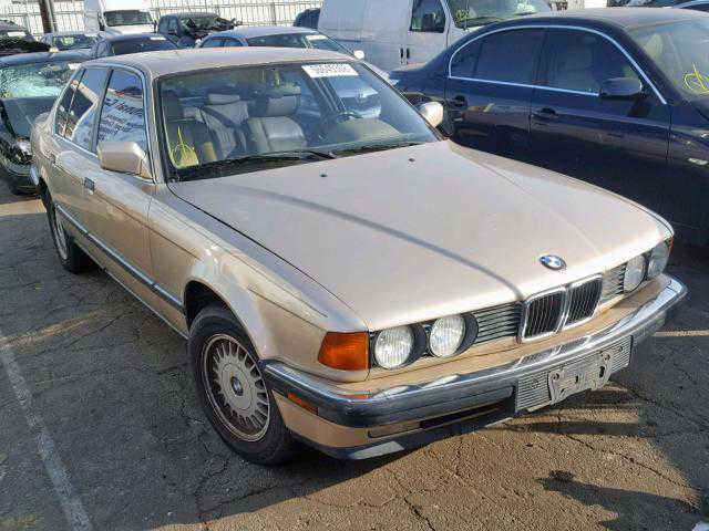 BMW 735i