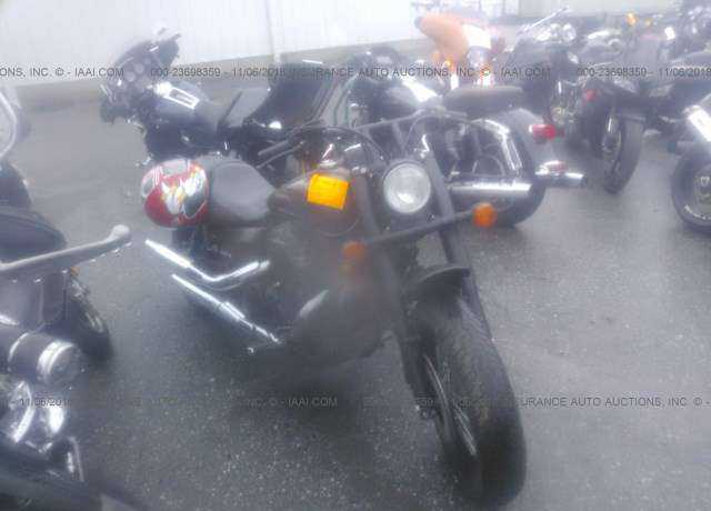 Honda VT750 (Shadow Phantom)